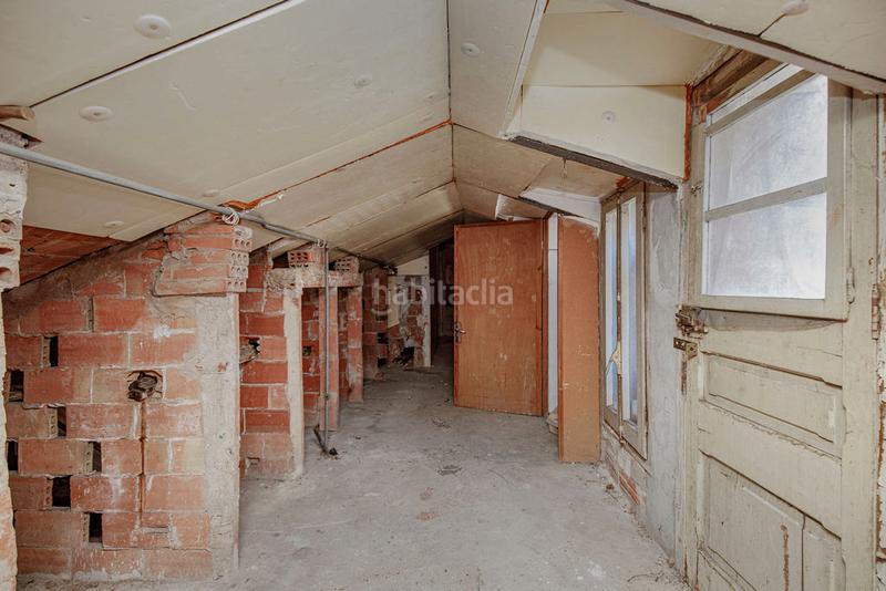 Foto 04961a42-ebcb-4ff9-98f4-1beb21228700. Finca rústica solvia inmobiliaria suelo urbano en Olot