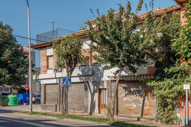 Foto 9de86dd6-d1be-449f-9961-774458e4fa86. Finca rústica solvia inmobiliaria suelo urbano en Olot