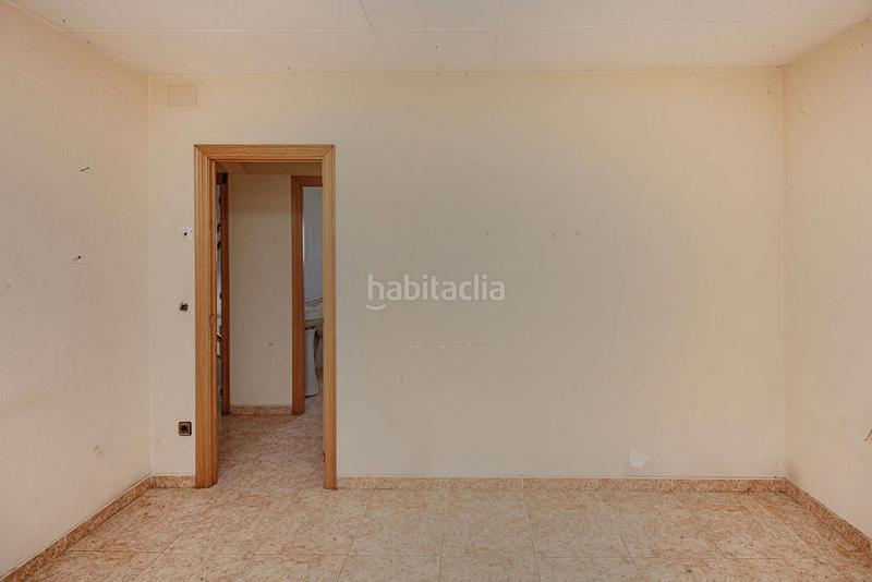Foto faabe331-341b-4596-b503-ed797f385d05. Finca rústica solvia inmobiliaria suelo urbano en Olot