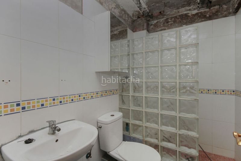 Foto 05639565-817e-4bdd-8188-653f1e363776. Pis a Sant Roc Badalona