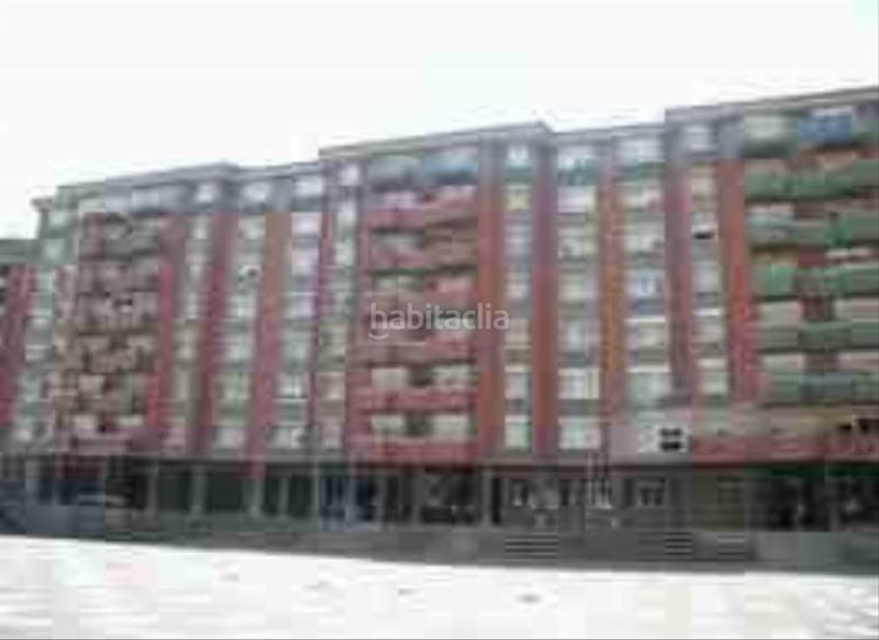 Foto ab9c5e24-a86e-43eb-a209-aac2d0030ae2. Piso solvia inmobiliaria piso en Estadi-Santa Anna Vic