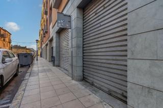 Local Comercial  C/ marti. Solvia inmobiliaria  locales lleida