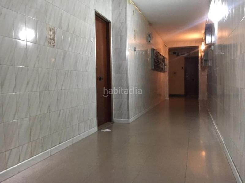 Foto 2547f8e9-a634-42d6-a11b-140489ff7e98. Appartamento in Singuerlín Santa Coloma de Gramenet