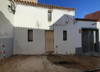 Casa aparellada  Arce y reinoso. Solvia inmobiliaria  chalet adosado zalamea de la serena
