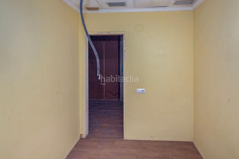 Foto a7a1e46c-795e-4b4e-ba6a-d5afbbc474b5. Local comercial a Plaza Elíptica - República Argentina Gandia