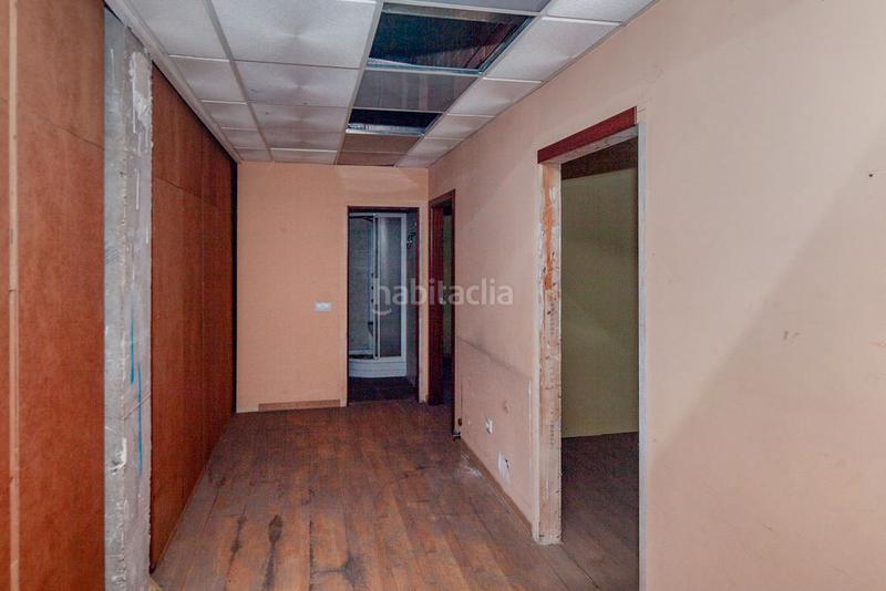 Foto f10f226d-f5db-4317-9df2-9ebf8b74cc7f. Local comercial a Plaza Elíptica - República Argentina Gandia