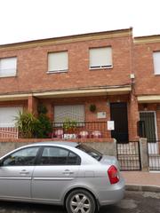 Casa aparellada  Federico servet (de). Solvia inmobiliaria  chalet adosado totana