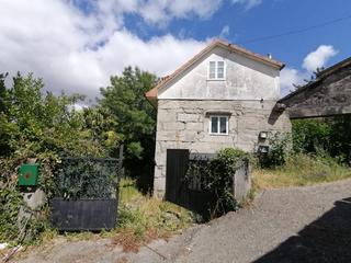 Casa aparellada  Hermida. Solvia inmobiliaria  chalet adosado covelo