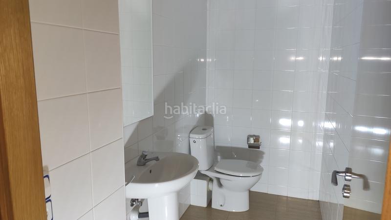 Foto d3fdbf41-ab52-4dde-ae0e-67c1c8f08a49. Local comercial a Nou Eixample Sud Tarragona