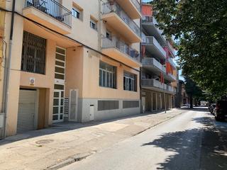 Local commercial  Del serpent. Solvia inmobiliaria  locales manlleu