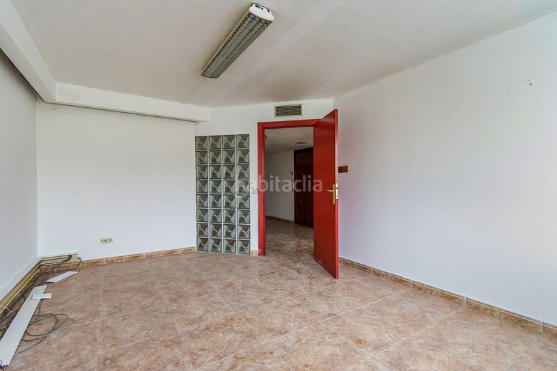 Foto 17a7e858-c9ff-483c-acde-2ea7fe765ae8. Local comercial a Cappont Lleida