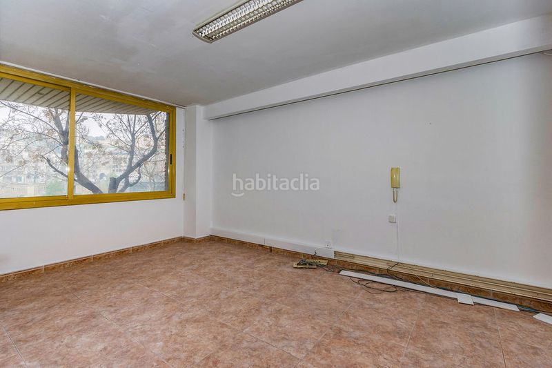 Foto a438bc2e-b5a5-4a64-96d2-5bc025343a2f. Local comercial a Cappont Lleida