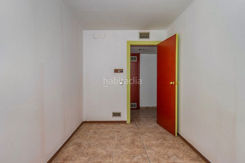 Foto b2c24fb5-4ca7-488a-a115-20a87632f046. Local comercial a Cappont Lleida