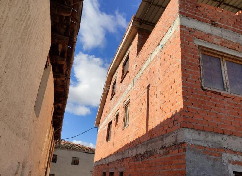 Foto dda28043-6a04-4a69-8588-149ee513caf0. Edificio in Escalona del Prado