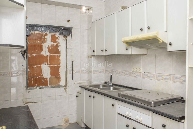 Foto bbd2e0bc-6441-4f99-a440-1b3a56dce4cd. Pis amb aparcament a Torredelcampo