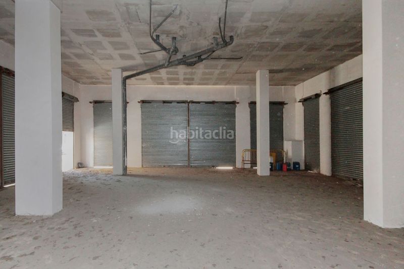 Foto 714f03c3-21df-4125-9fb2-421f7f3c3068. Local comercial a Llagosta (La)