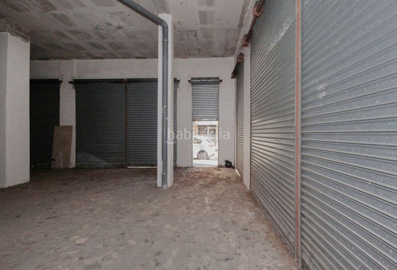 Foto f02f42a9-1a7f-409a-b6e9-cc719c051ef8. Local comercial a Llagosta (La)