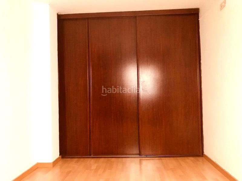 Foto afd7d48a-905a-4b63-b479-ad3b611216c3. Piso solvia inmobiliaria piso en Escodines Manresa