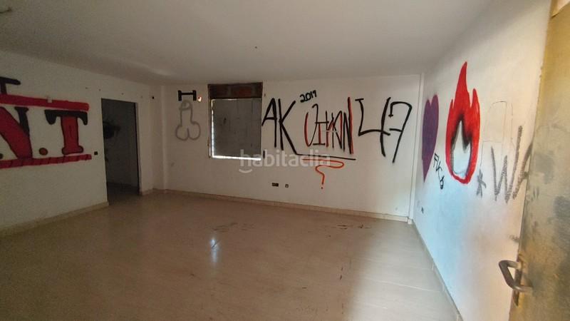 Foto d6eb9a02-8f40-4633-8702-81f658649562. Geschäftsraum in Mont Ferrant-Joan Carles I Blanes