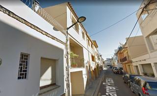 Casa aparellada  Picasso. Solvia inmobiliaria  chalet adosado escala l