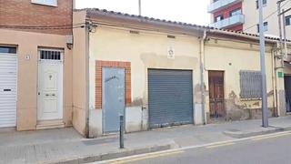 Casa aparellada  Santa anna. Solvia inmobiliaria  chalet adosado cerdanyola del vallès