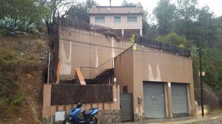 Chalet  Llorer (del). Solvia inmobiliaria  chalet independiente corbera de llobregat