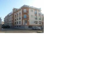 Etagenwohnung  Pintor fortuny. Solvia inmobiliaria  piso peligros