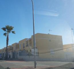 Casa aparellada  De las lumbreras. Solvia inmobiliaria  chalet adosado gerena