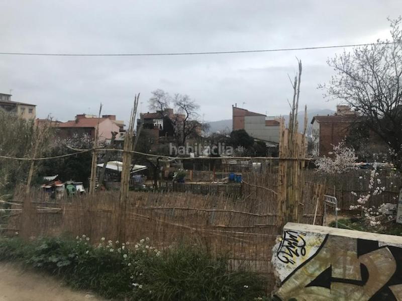 Foto b9a6ee42-1e92-46cc-88b4-54f5fc3eb613. Fondo rustico in Col·legis Nous Mollet del Vallès