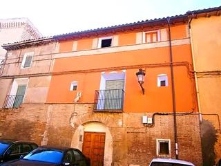 Casa aparellada  Mayor. Solvia inmobiliaria  chalet adosado daroca