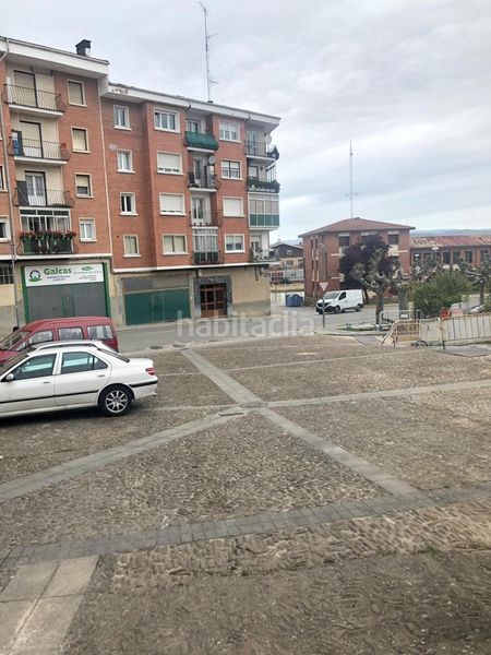 Foto 6a608d29-c358-41ec-bf0b-58455057d5d7. Edifici a Medina de Pomar