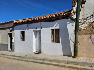 Xalet  C/ puente. Solvia inmobiliaria  casa peñarroyapueblonuevo