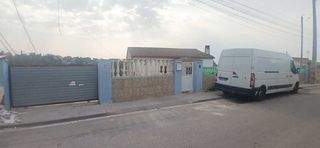 Xalet  C/ can barcelo. Solvia inmobiliaria  chalet independiente rubí
