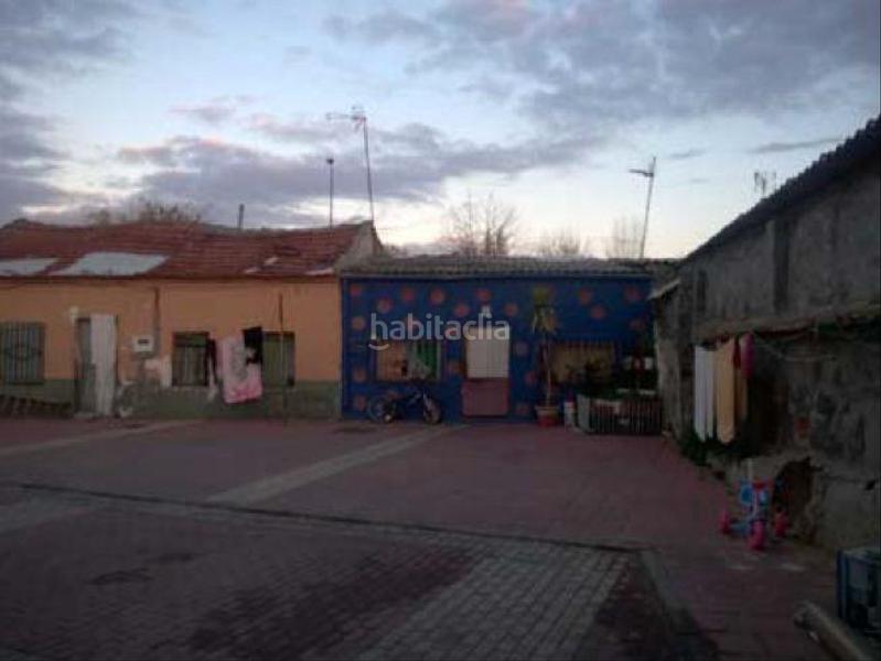 Foto 3eae7c98-f8a9-42c4-94a0-11f203e97777. Xalet a Barrio España Valladolid