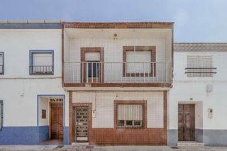 Chalet  C/ comuneros. Solvia inmobiliaria  casa pedro mu�oz
