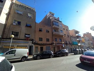 Pis  C/ calderón de la barca. Solvia inmobiliaria  piso badalona