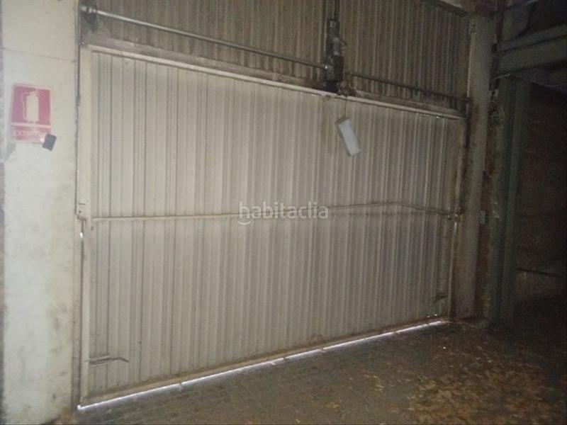 Foto e86a2a6b-58f2-4fde-a890-6e5c5b311074. Alquiler local comercial solvia inmobiliaria locales en Reus