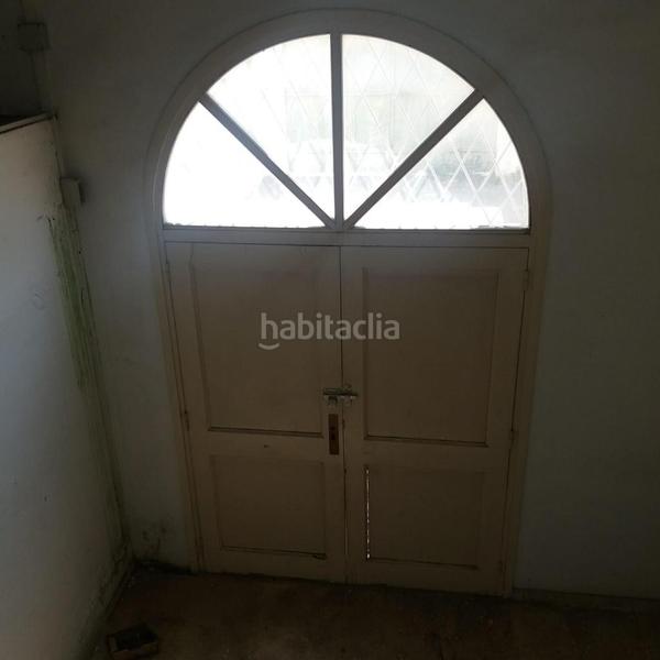 Foto d4c1a7c5-b504-46ee-87d3-31e2eaa45829. Fabrikhalle in Centre Prat de Llobregat (El)