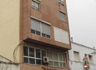 Piso  C/ borges blanques. Solvia inmobiliaria  piso terrassa