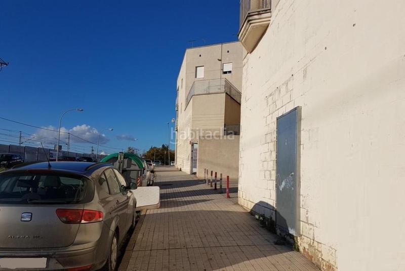 Foto a9a6b658-fa0c-4e50-9071-a9b362838021. Locale commerciale in Estación - La Fontanilla - El Tinte Utrera