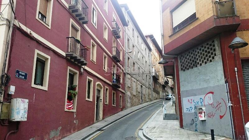 Foto 5abc4f01-cf15-4772-8acb-6f0bcd431595. Piso solvia inmobiliaria piso en Kalero-Basozelai Basauri