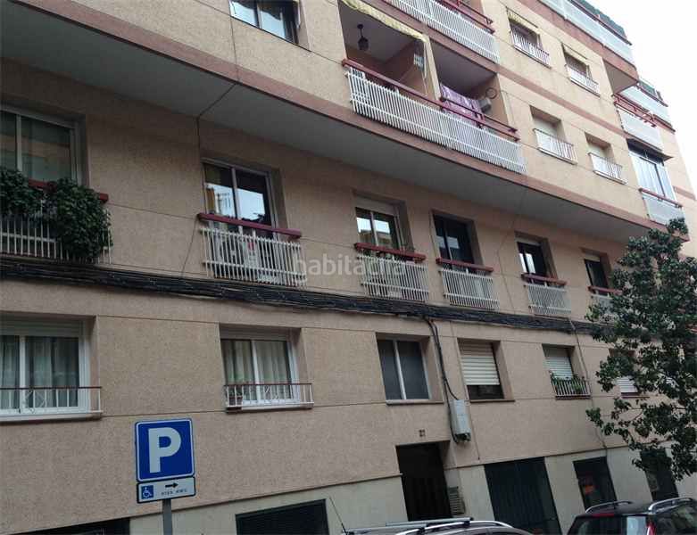 Foto f46f74bb-b20a-4280-b222-aed72d687639. Pis a Lloreda Badalona