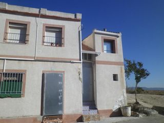 Chalet  C/ la font. Solvia inmobiliaria  casa santa margarida de montbui