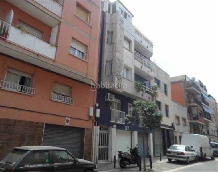 Foto f09c0168-93dc-4d5a-a6cb-339bb1bc67f2. Etagenwohnung in Lloreda Badalona