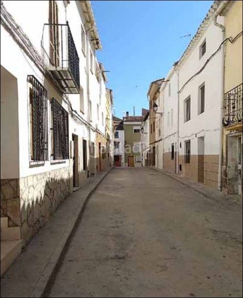 Foto f9637522-2816-43c4-99bf-270c57aefb31. Xalet a Requena