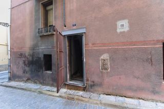 Flat  C/ mossén huch. Solvia inmobiliaria  piso berga