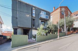 Duplex  C/ ramón y cajal. Solvia inmobiliaria  dúplex roca del vallès la