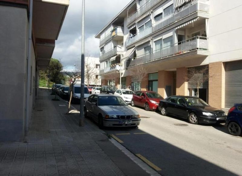 Foto 7c616e8c-2b0a-42e8-a2f2-ea62c05d4784. Local comercial a Canet de Mar