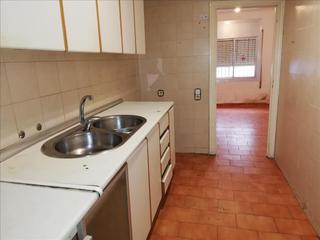 Maison jumelée  Lleida. Solvia inmobiliaria  chalet adosado montcada i reixac
