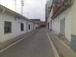 Casa aparellada  Lleida. Solvia inmobiliaria  chalet adosado montcada i reixac